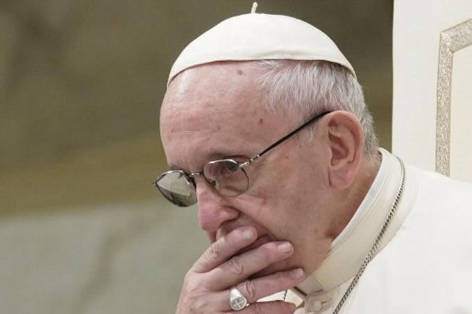 El papa francisco se opero de cataratas hace unos meses