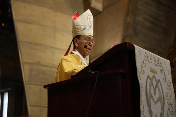 Obispo nicanor pena pide intercesion a la virgen para que ningun dominicano venda su voto