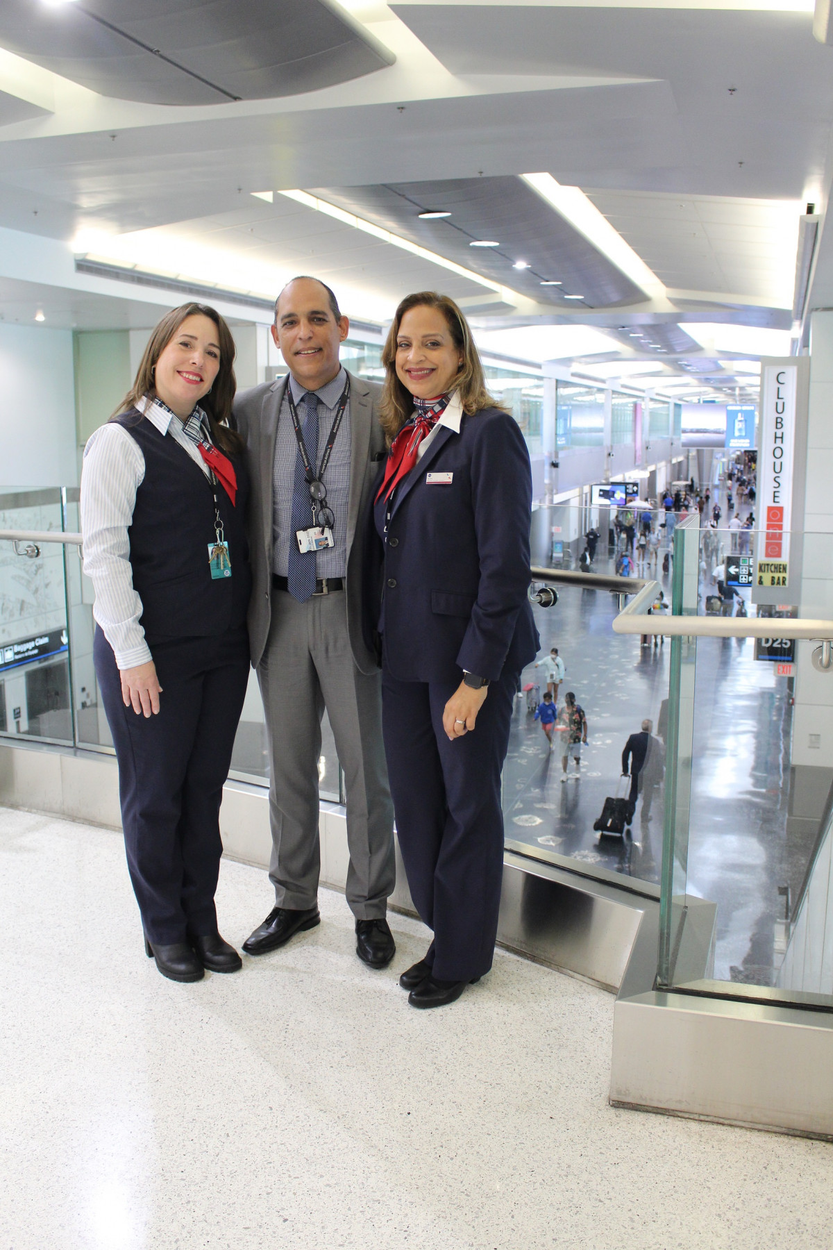 Elizabeth, Ed and Hilda together at the airline's Miami hub 2