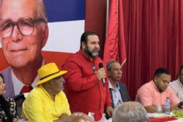Foto El secretario general del PRSC Ramon Rogelio Genao habla en la rueda de prensa.