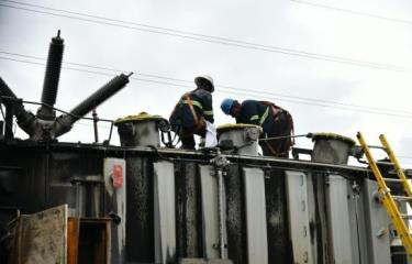 Crop w1279 h853 trabajadores edeeste d076acad focus 0 0 375 240