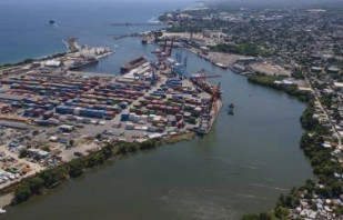 Puerto de haina eddy vittini83 03579bde focus 0 0 375 240
