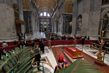 Cortejo funebre papa francisco