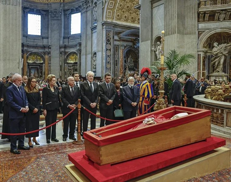 AME2356 VATICANO PAPA FRANCISCO