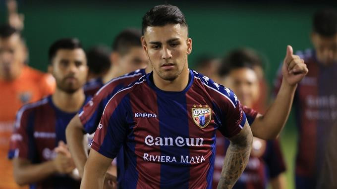 Muere futbolista argentino tras caer de sexto piso