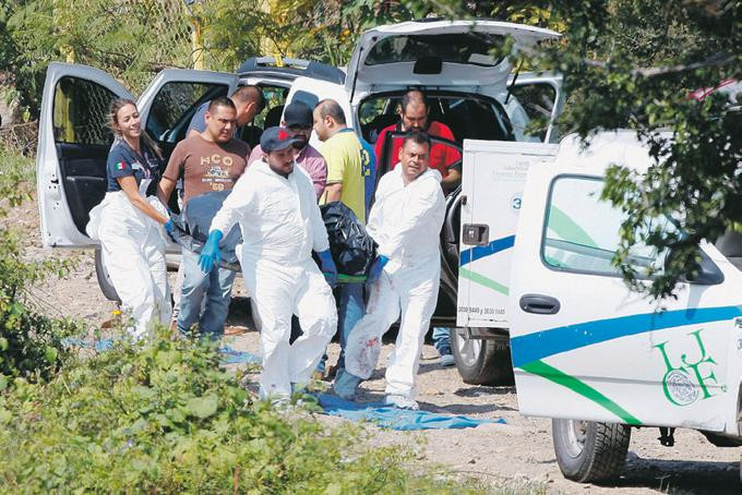 Hallan otros 7 cadaveres baleados en mexico
