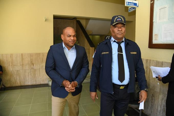Ministerio publico heriberto de la cruz es testaferro de cesar el abusador