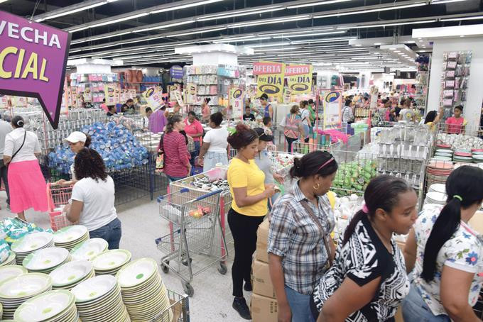 Empresas favorecen cambiar la fecha del dia de las madres