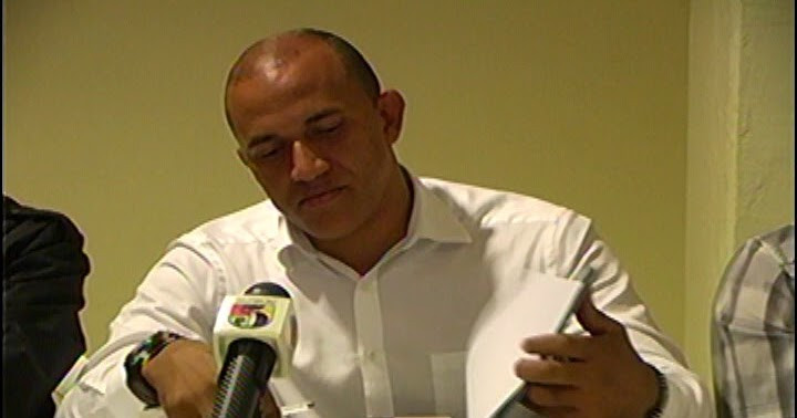 RUEDA DE PRENSA FRANK RAMIREZ 003