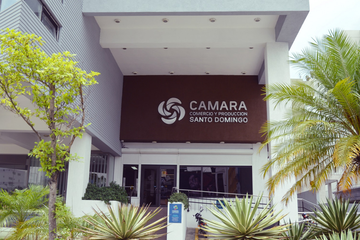 Fachada Cu00e1mara de Comercio